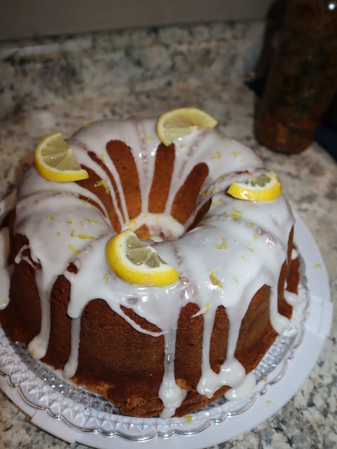 Lemon pound cake